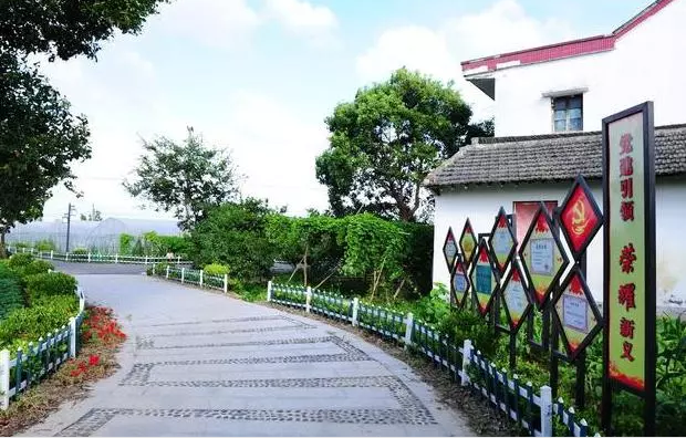 田園綜合體"農(nóng)業(yè)+旅游+社區(qū)"