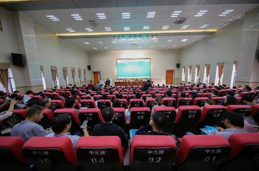 中西部地區特色小鎮建設與鄉村振興戰略理論研討會在廣西欽州舉行