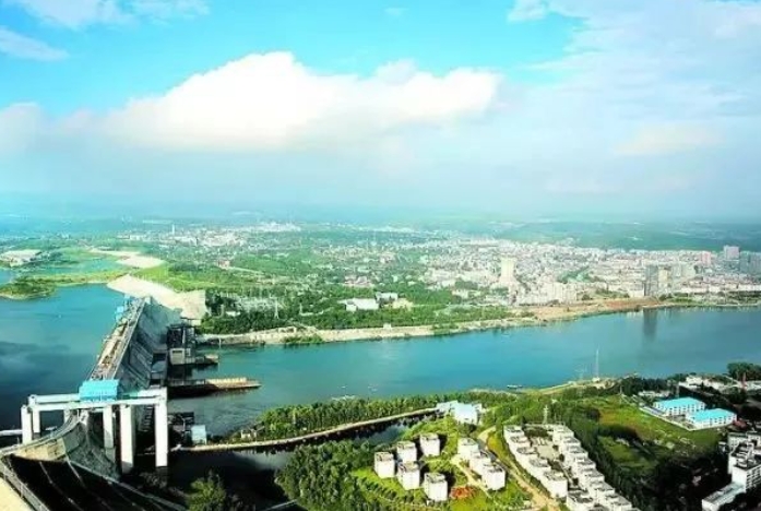 湖北省節(jié)能環(huán)保產(chǎn)業(yè)發(fā)展對策建議(附典型案例發(fā)展經(jīng)驗) 湖北省節(jié)能環(huán)保產(chǎn)業(yè)發(fā)展對策建議(附典型案例發(fā)展經(jīng)驗)
