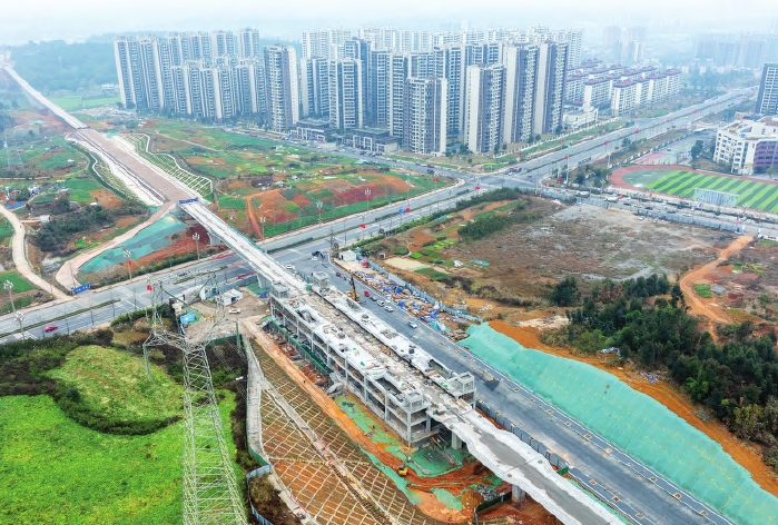 "自審自發"機制下四川地方政府專項債改革的效能躍遷路徑 "自審自發"機制下四川地方政府專項債改革的效能躍遷路徑